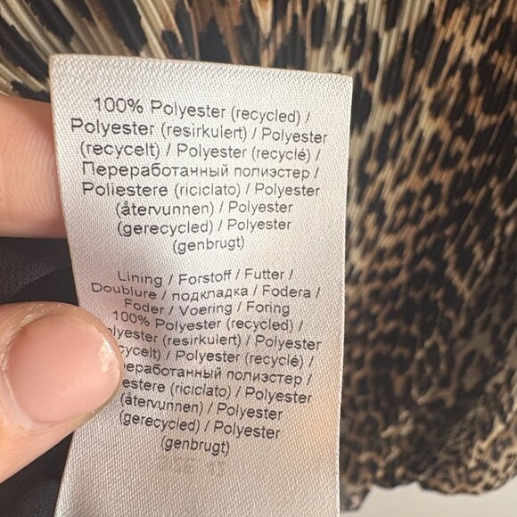 GANNI Leopard Pleated Puffy Sleeve Top - Picture 6 of 9